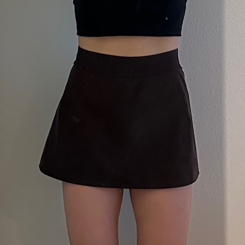 Aritzia TnAction Court Micro Skirt S